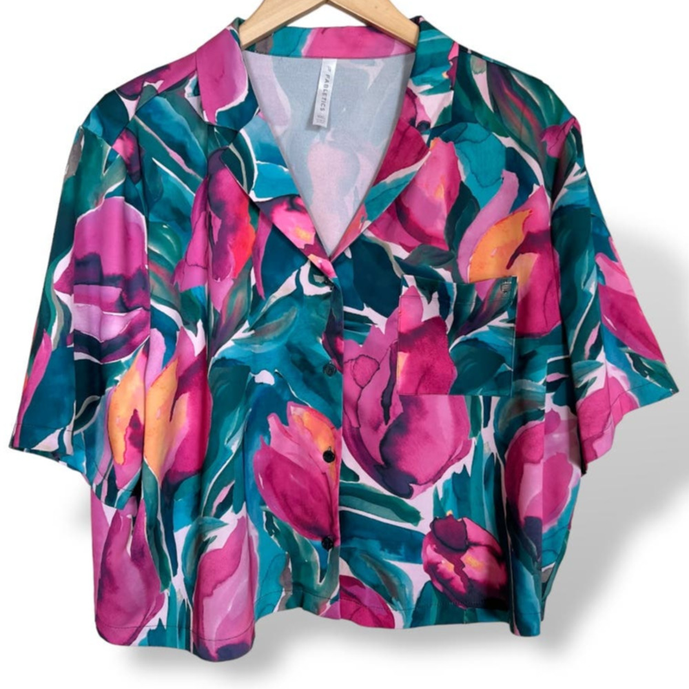 Fabletics Bold Tulip Print Button Down Cropped Sh… - image 3